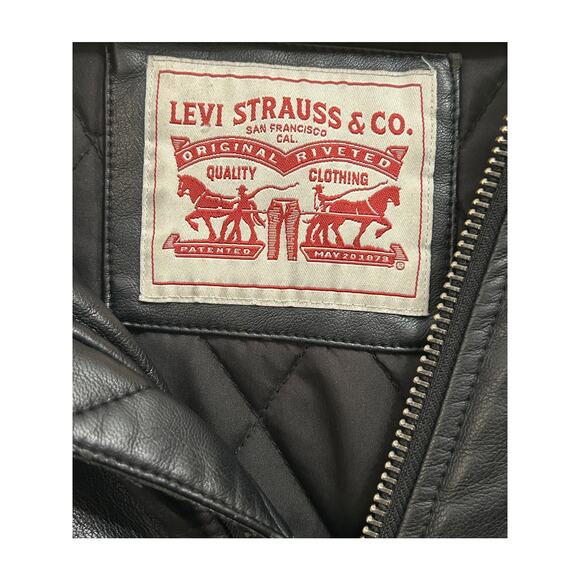 Levi’s Leather Jacket Black Hooded Coat Quilted Lined Medium - Picture 6 of 11